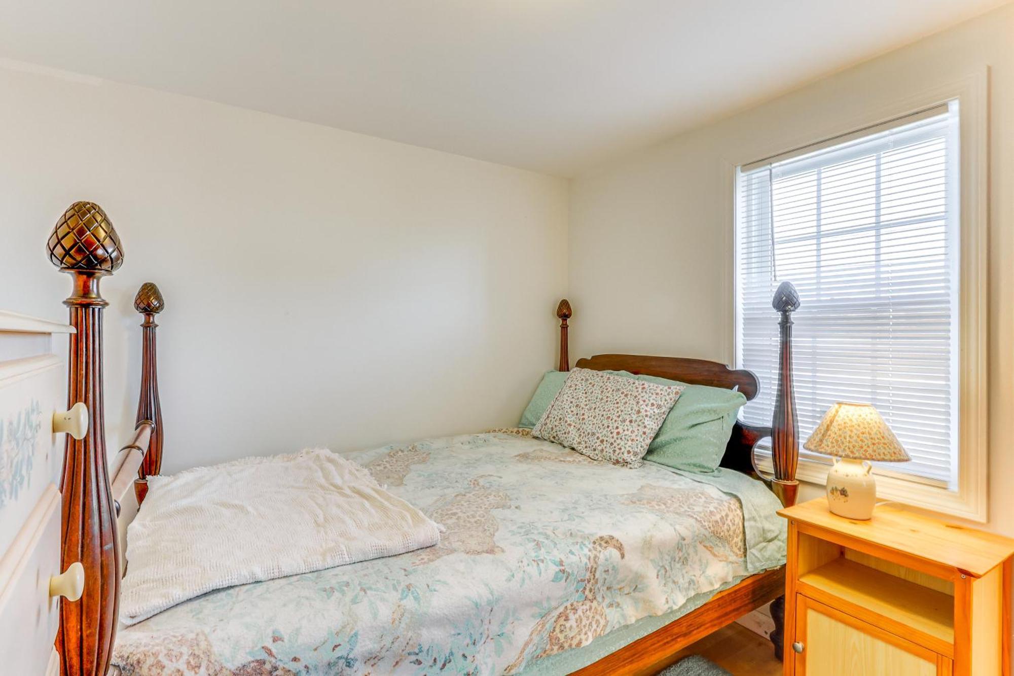 Charming Old Lyme Cottage, Steps To Private Beach! Exteriör bild