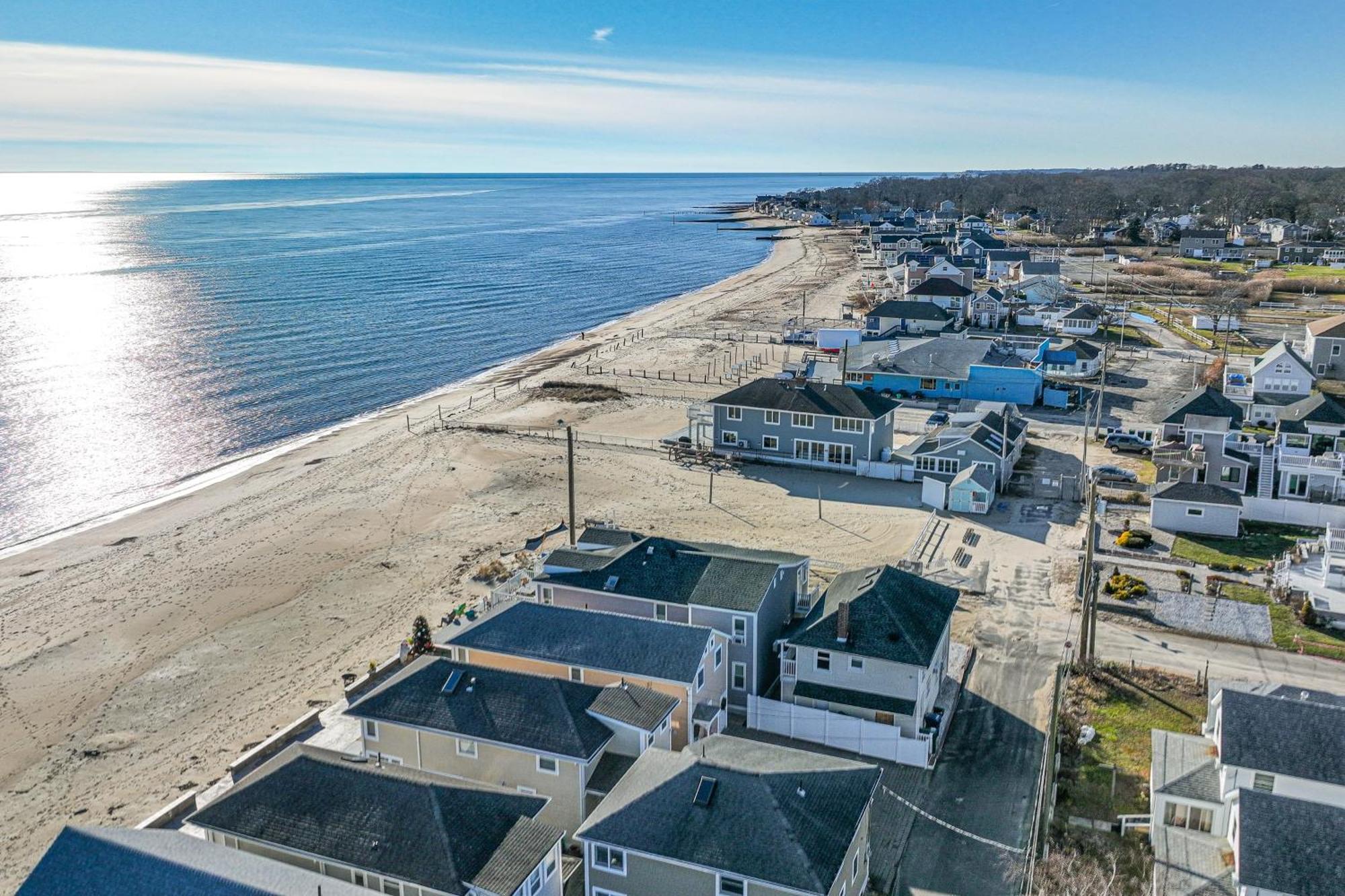 Charming Old Lyme Cottage, Steps To Private Beach! Exteriör bild