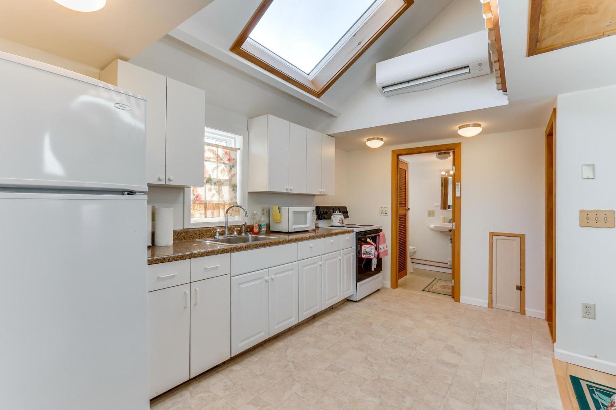Charming Old Lyme Cottage, Steps To Private Beach! Exteriör bild