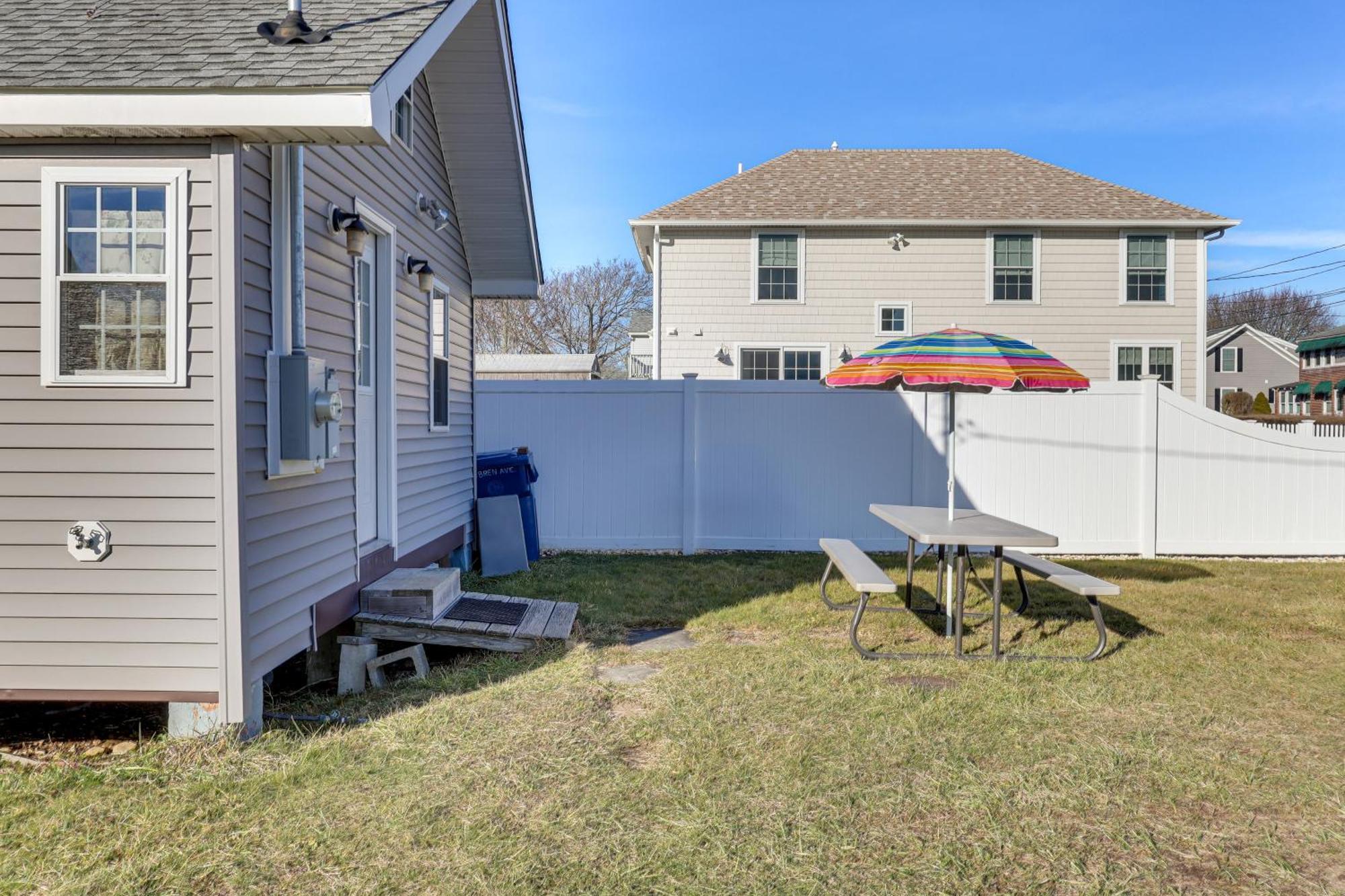 Charming Old Lyme Cottage, Steps To Private Beach! Exteriör bild